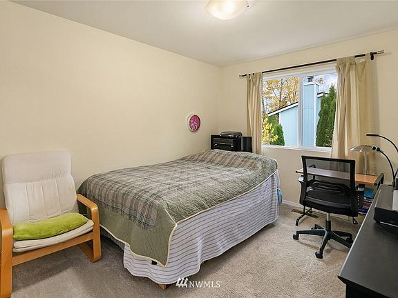 5th image of 26408 118th Pl SE