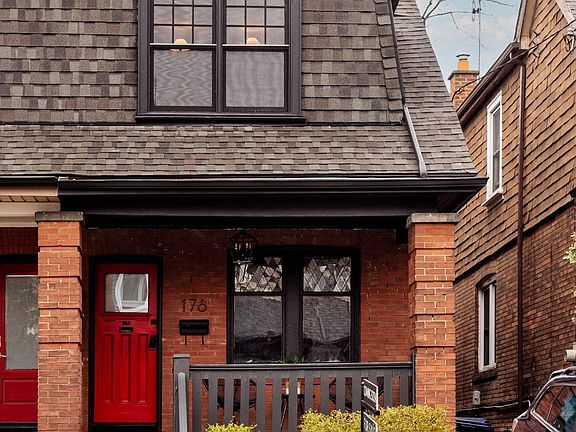 2nd image of 176 Gainsborough Rd