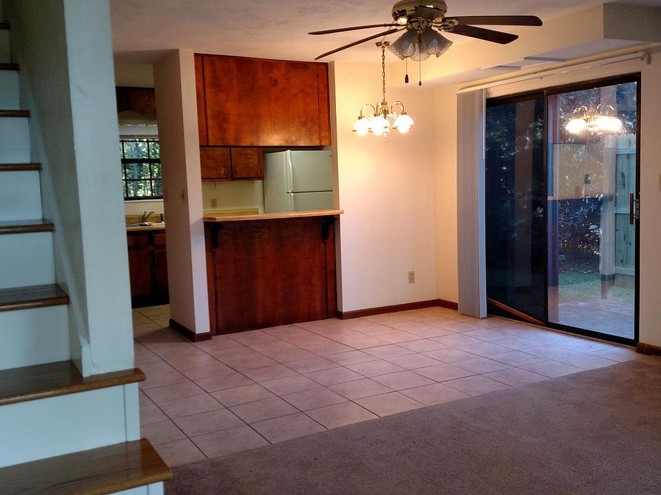 1st image of 2117 Corinne St