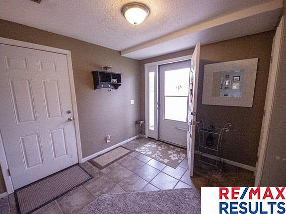 2nd image of 8807 Meadows Pkwy
