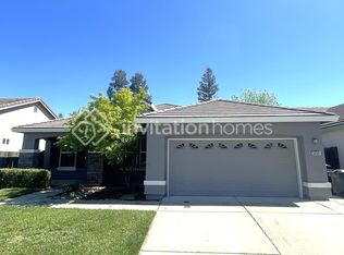 5535 Ridgepoint Dr, Antelope, CA