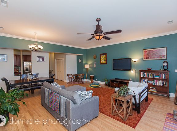 3rd image of 4440 N Kedzie Ave Unit 202
