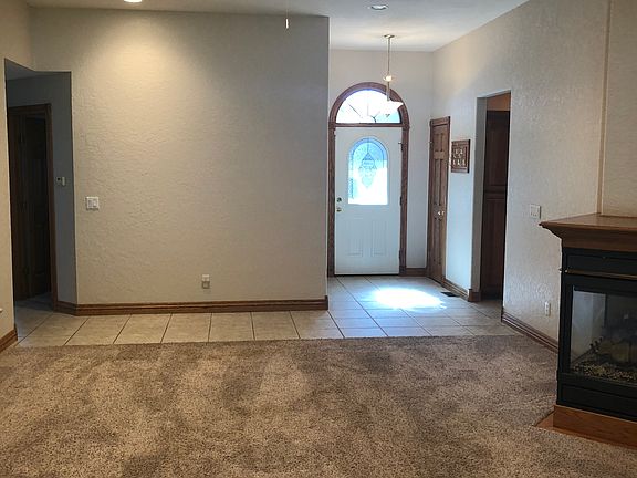 Family rm & hall to bedrooms