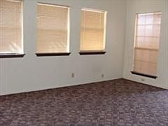 3rd image of 1502 Woodfern Dr