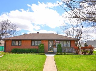 9025 Fairlane Dr, Bridgeview, IL