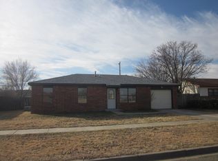 1213 W 32nd St, Plainview, TX 79072