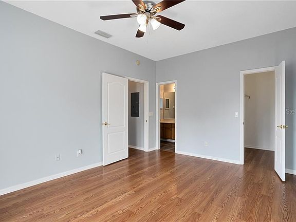 3rd image of 13411 Fountainbleau Dr