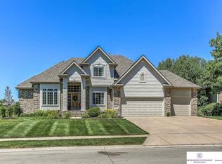 2110 S 186th St, Omaha, NE 68130