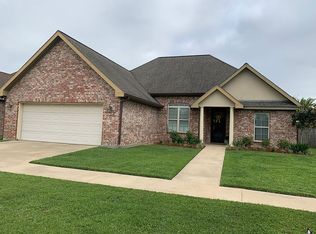 104 Alma Dr, Broussard, LA 70518