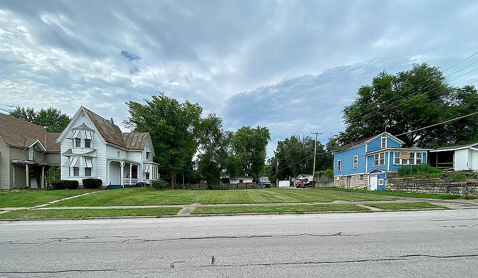 2nd image of 513 Sycamore St