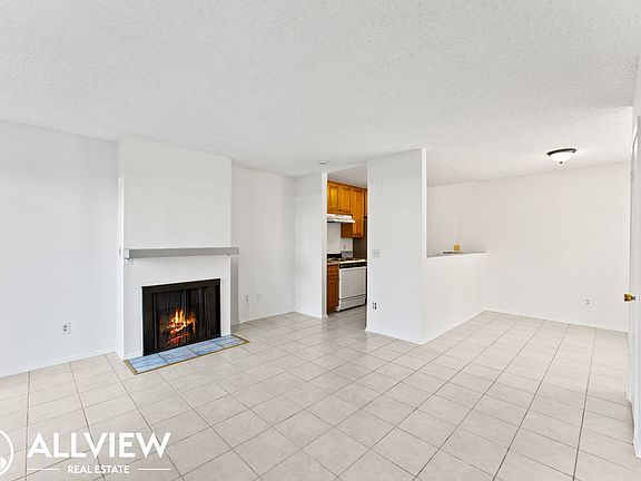 5th image of 16611 Jib Cir #2