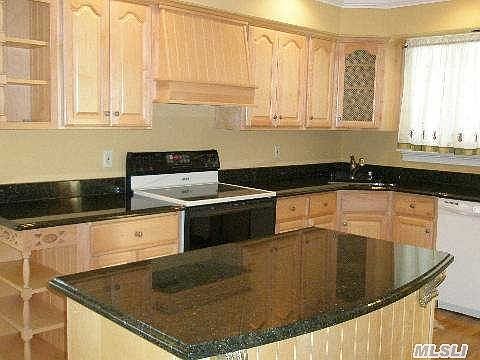 5th image of 132 Grandview Ln