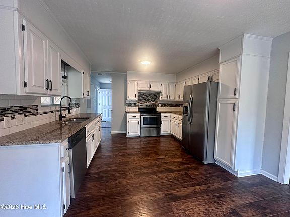 5th image of 2142 Kingsley Court