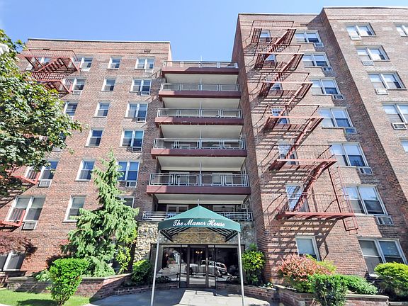 2nd image of 24120 Northern Blvd #4M