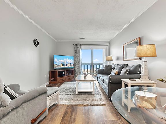 3rd image of 613 S Ocean Blvd. #H3