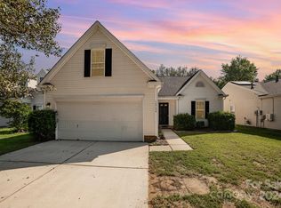 12734 Planters Row Dr, Charlotte, NC 28278
