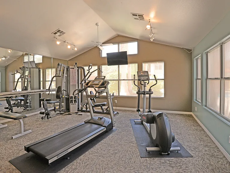 625 Whitney Ranch Dr — Photo 10