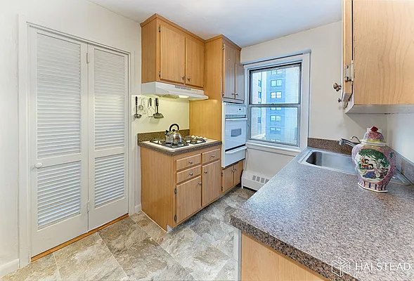 Sold by Halstead Real Estate | media 20