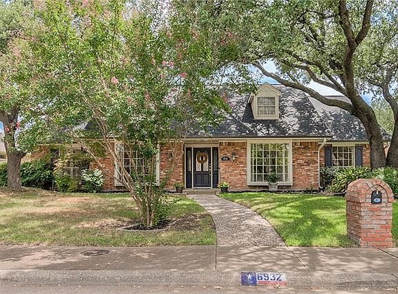 2nd image of 6932 Middle Cove Dr