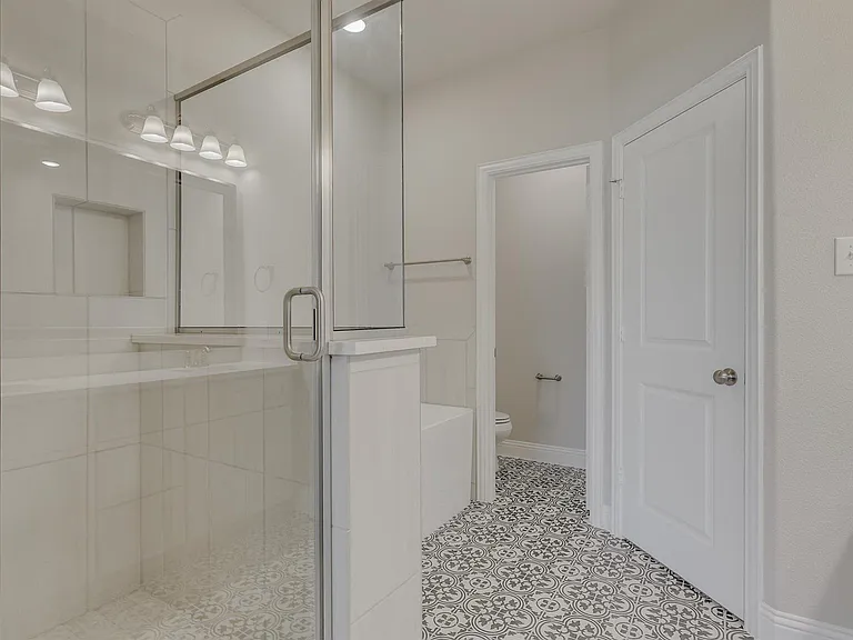 2225 Apex Dr — Photo 9