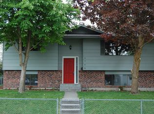 4708 N Hawthorne St, Spokane, WA 99205
