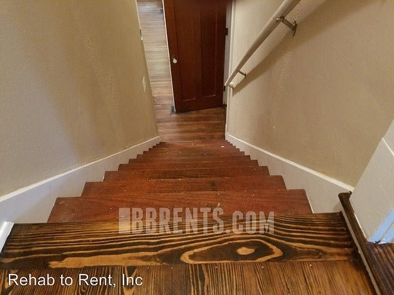 1st image of 31 Oxford Ave