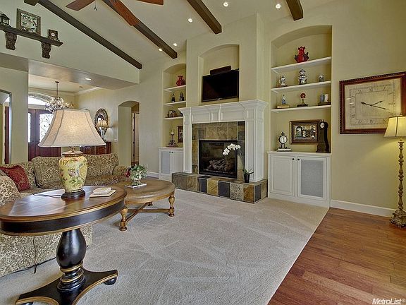 4th image of 440 Tobrurry Way