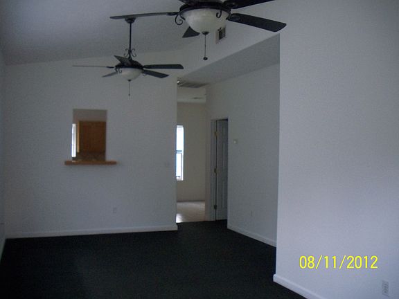 3rd image of 5751 Perry Ln