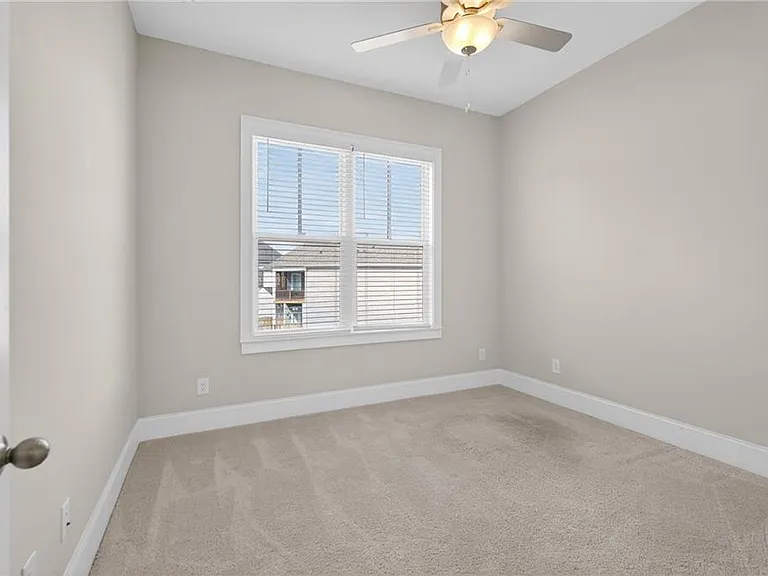 687 Stickley Oak Way — Photo 32