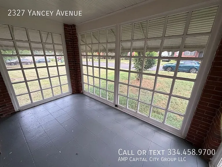 2327 Yancey Ave — Photo 5