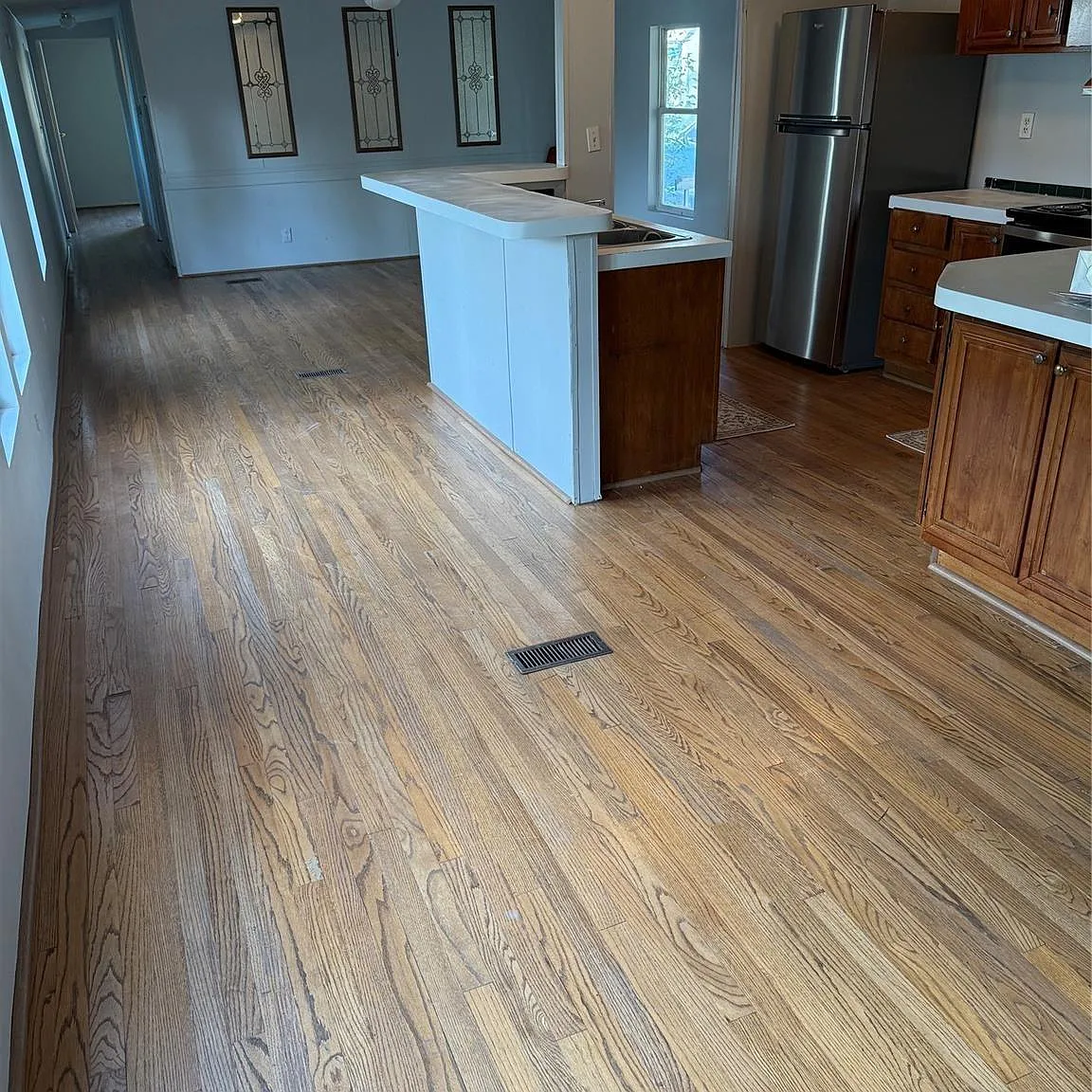 3 bed, 2.0 bath, 1216 sqft, $1,600 — Photo 2