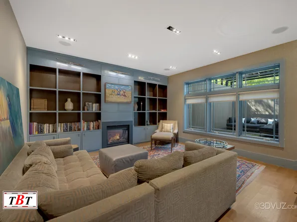 1132 East 32nd Street image 18 of 36