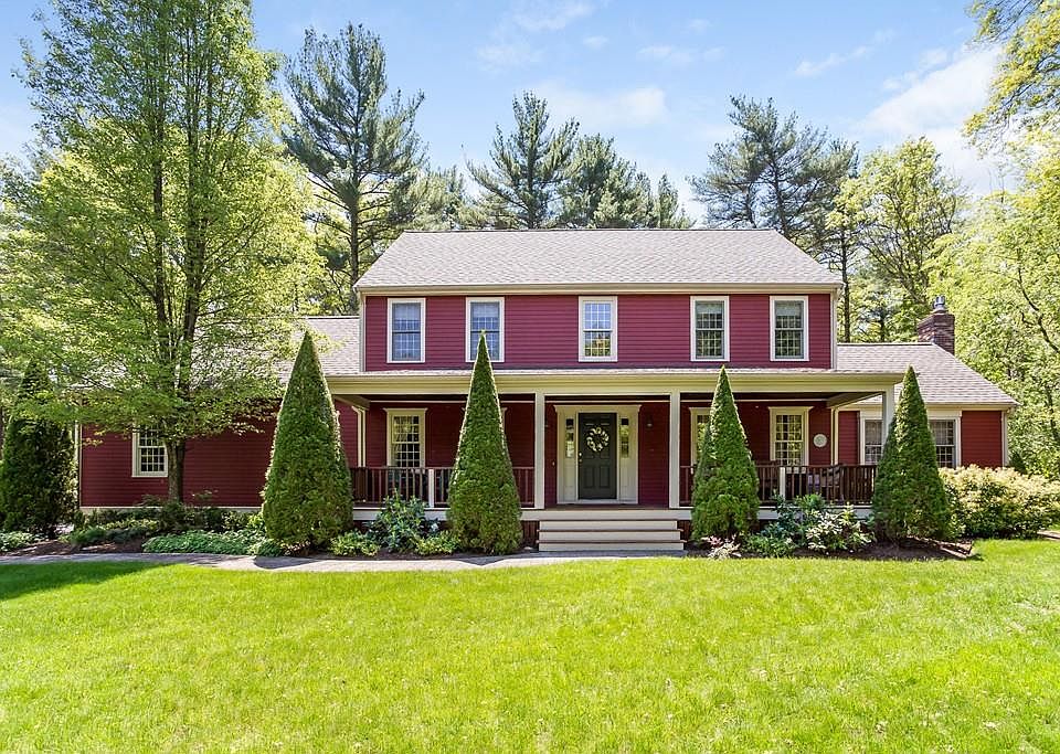 1st image of 25 Heather Hills Dr