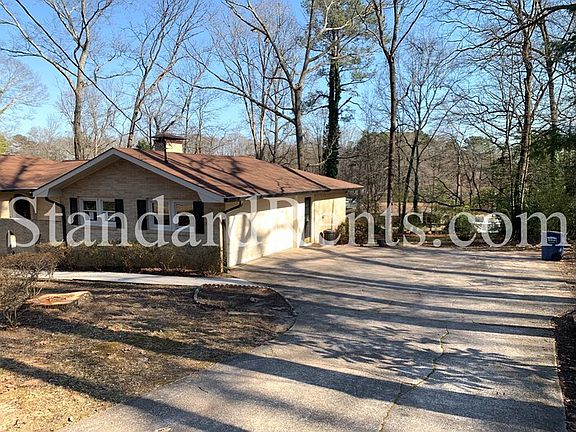 3rd image of 4996 Green Oak Dr SW