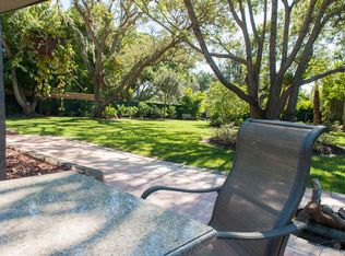 808 Bee Pond Rd, Palm Harbor, FL 34683