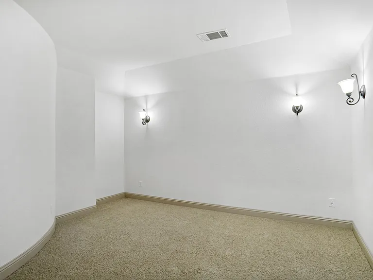 3016 Montebello Dr — Photo 13