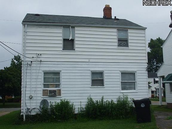 2nd image of 15714 Stockbridge Ave