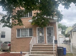 140-43 173rd St #2, Jamaica, NY 11434