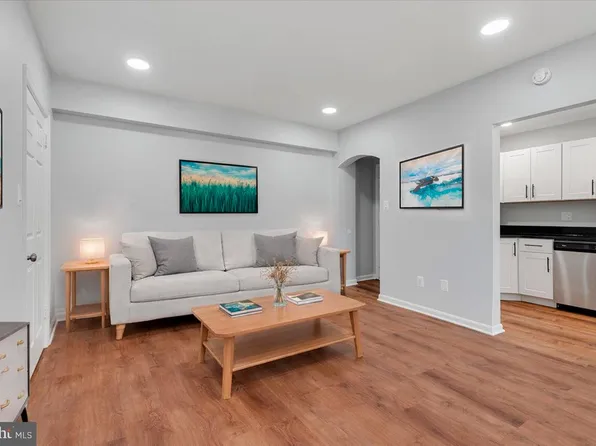 1909 N Rhodes St APT 25, Arlington, VA 22201
