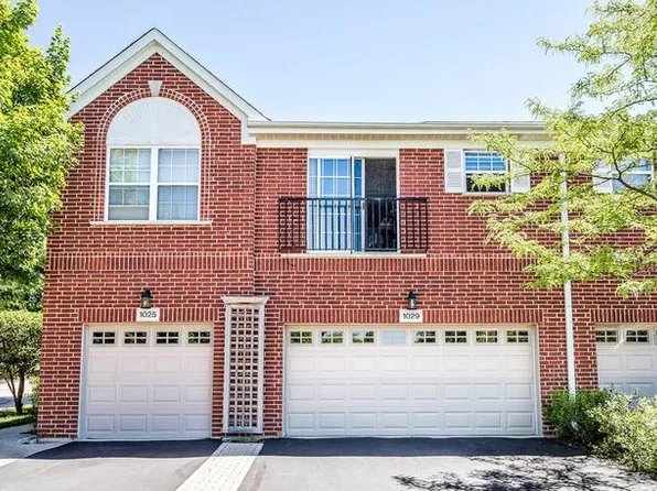 1029 Enfield Dr, Northbrook, IL
