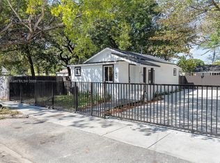 1045 NW 55th Ter, Miami, FL 33127