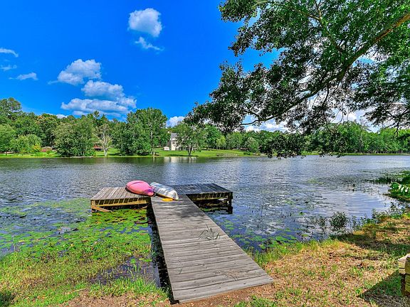 4th image of 162 Boyd Pond Rd