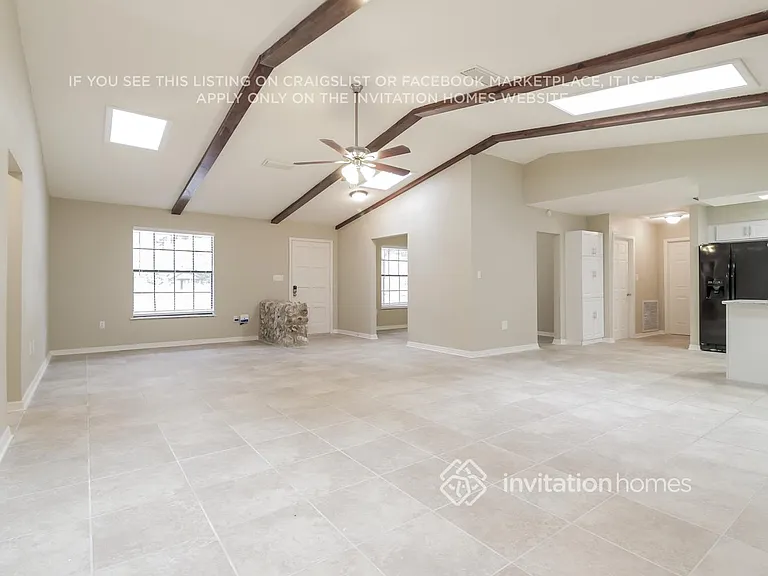 34139 Radio Rd — Photo 4