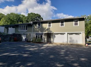 51 Old City Rd #A, Townsend, MA 01474