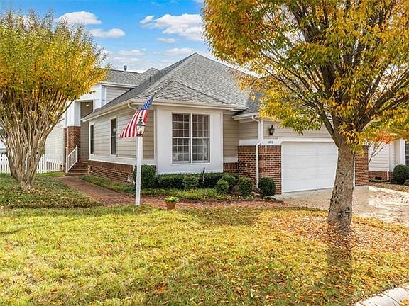4th image of 10812 Dominion Fairways Dr