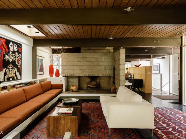 820 Burleigh Dr, Pasadena, CA 91105