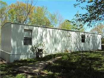 2nd image of 1401 West Rd