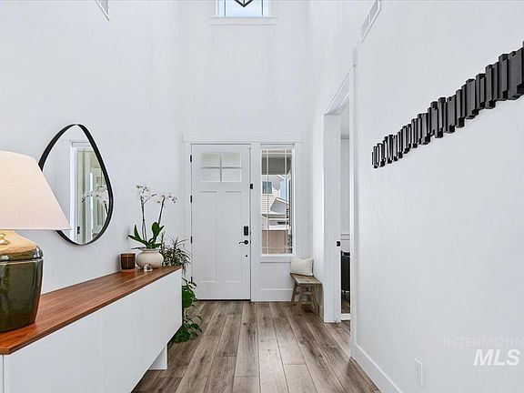 3rd image of 2391 E Valensole St