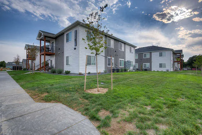 Poudre Trails Apartments — Photo 26