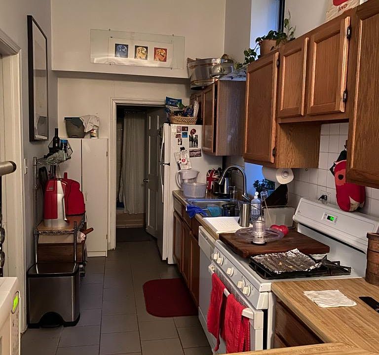 kitchen opposite direction